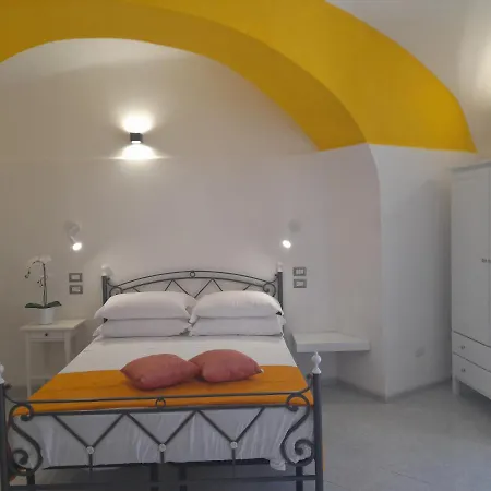 Mezza Torre Nocleg ze śniadaniem 4*