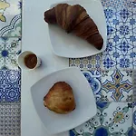 Bed and Breakfast Mezza Torre Προτσίντα