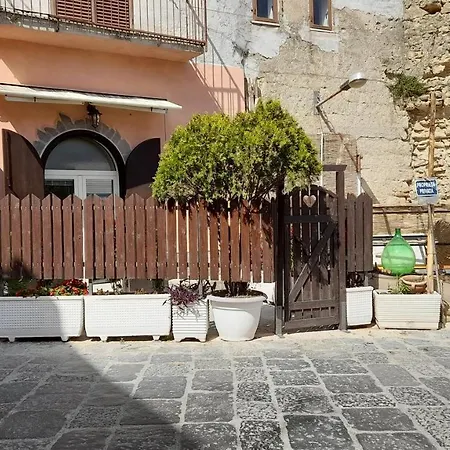 Mezza Torre Bed & Breakfast