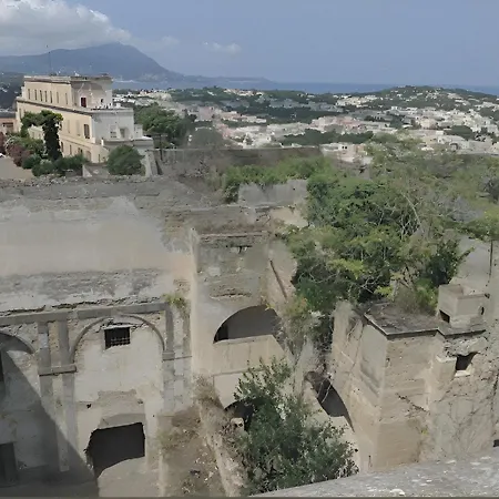 Bed and Breakfast Mezza Torre 4*