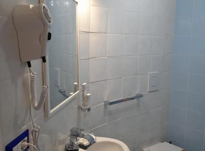 Frühstückspension Mezza Torre 4*